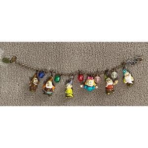 VINTAGE 1980s Disney Applause Antique Snow White Dwarfs Resin Charm Bracelet